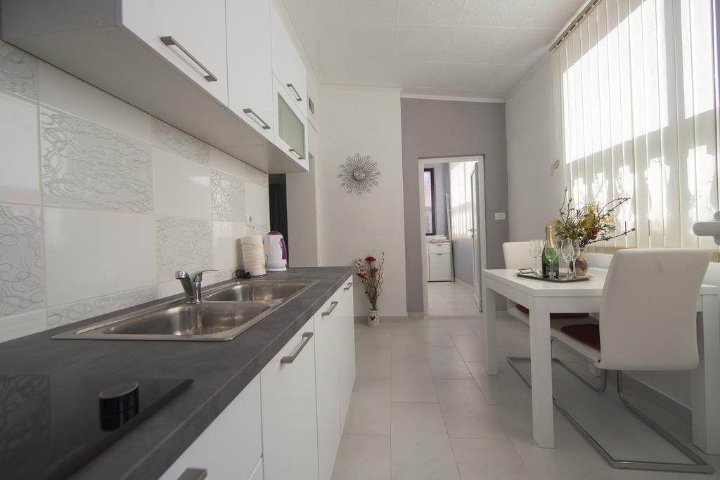 Apartment Palma Sali Ngoại thất bức ảnh